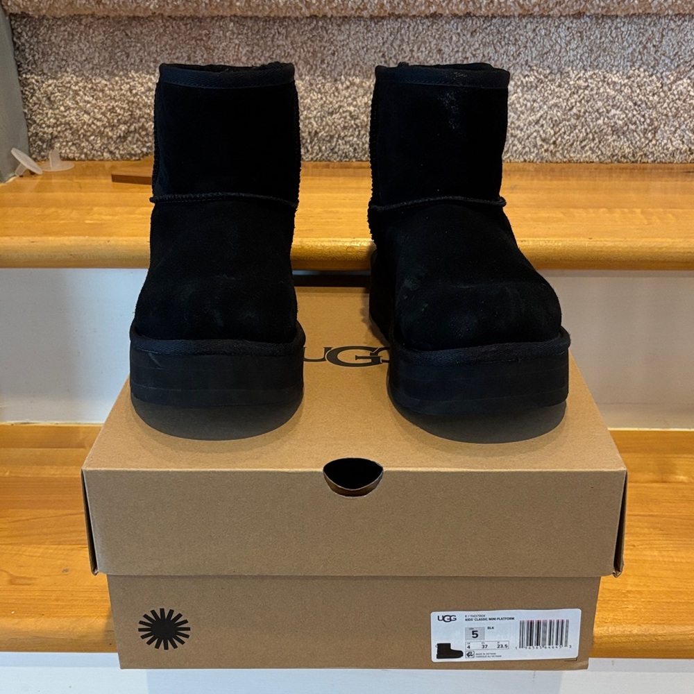 UGG Kids Classic Mini Platform Boots